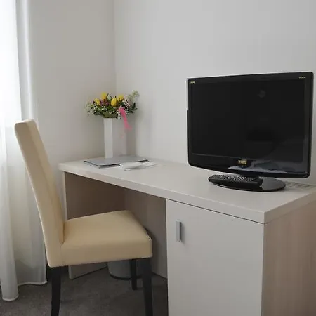 Accademia 4* Trento